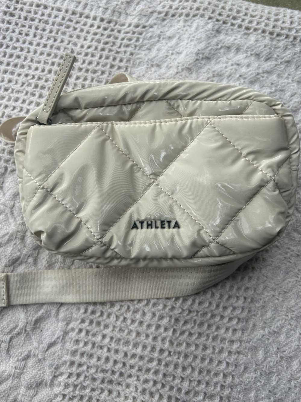 Athleta Quilted Cream Wristlet Crossbody Bag